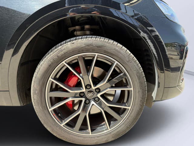 Audi Q5 Black Line 50 TFSI e quattro - foto 4