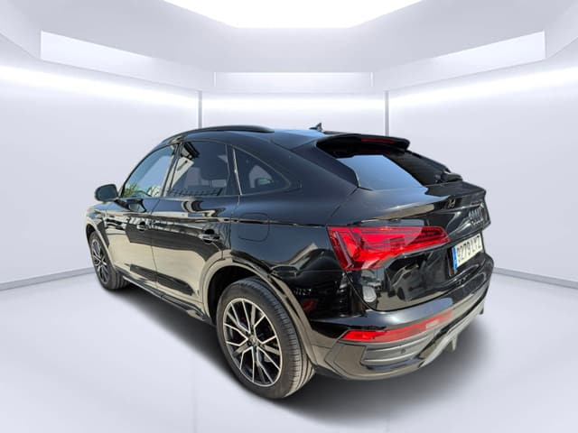 Audi Q5 Black Line 50 TFSI e quattro - foto 8