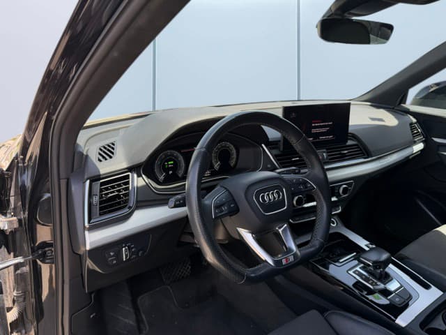 Audi Q5 Black Line 50 TFSI e quattro - foto 11