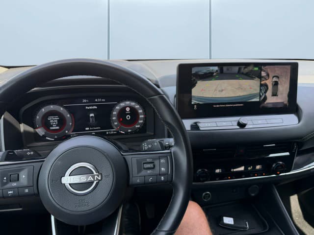 Nissan Qashqai 1.3 DIG-T N-Connecta - foto 2