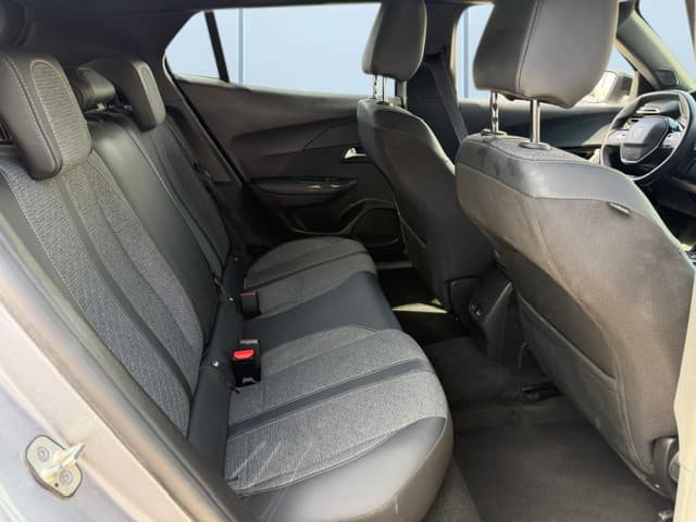 Peugeot 2008 1.2 PureTech Allure EAT8 - foto 7
