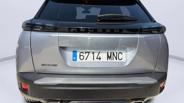 Peugeot 2008 1.2 PureTech Allure EAT8 - foto 11