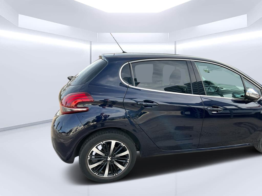 Peugeot 208 Tech Edition PureTech EAT6 - foto 13