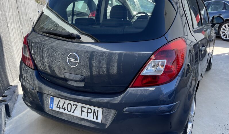 
								Opel Corsa 1.3 full									